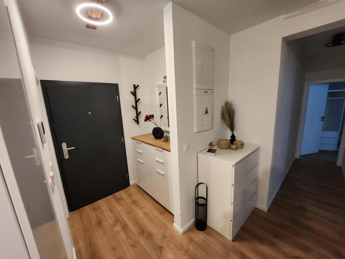 Mickey Apartment Old Town Братислава Экстерьер фото